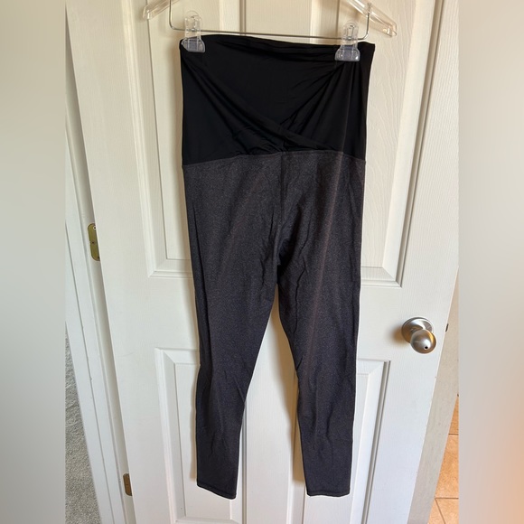 Heathered Gray Maternity Workout Leggings - Picture 2 of 3